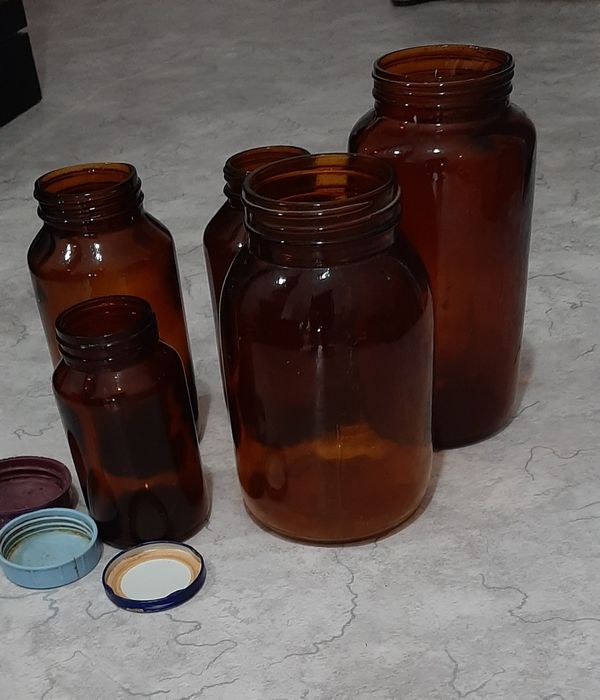 Банки тёмное стекло крученые