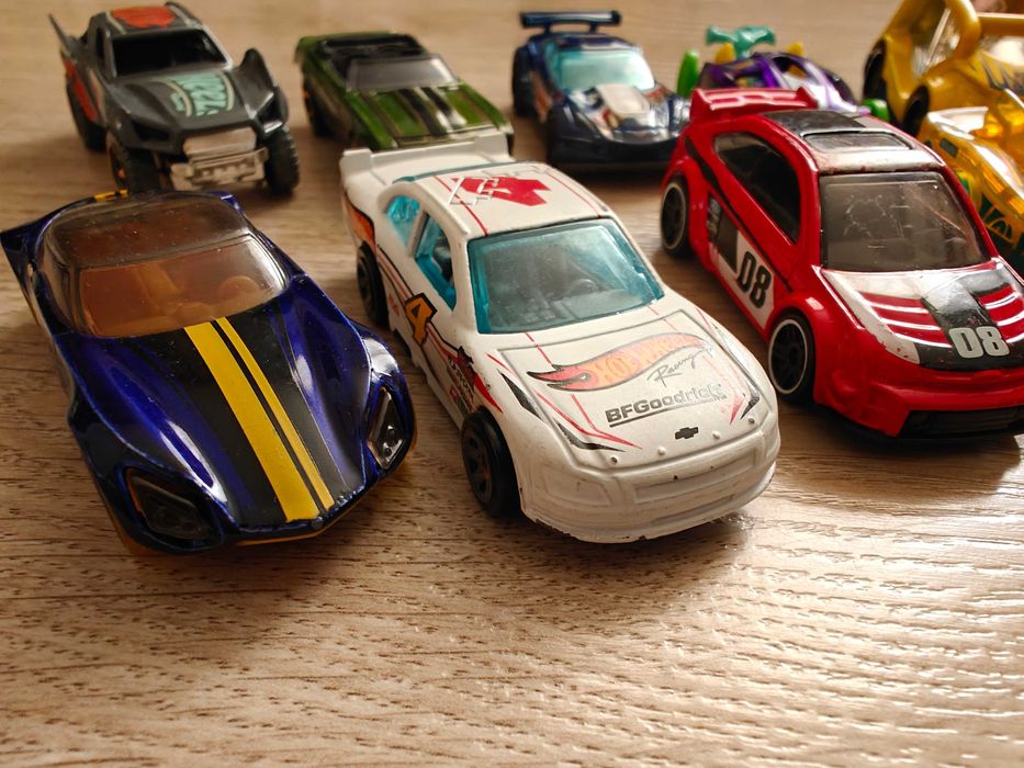 колички Hot Wheels - 11 бр общо