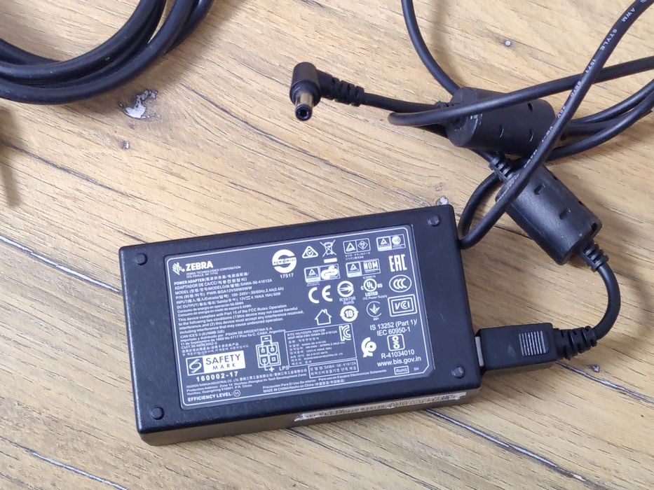 Zebra alimentator printer imprimanta