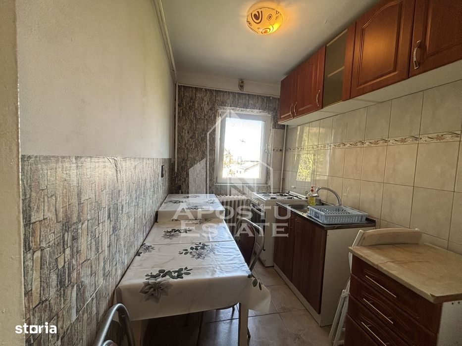 Apartament cu o camera de vanzare in zona Aradului |36 mp| decomandat
