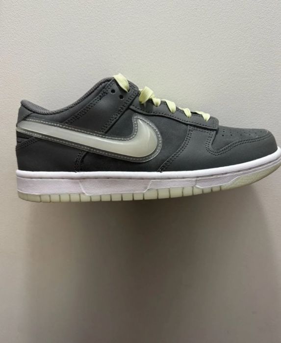 Nike dunk low halloween edition