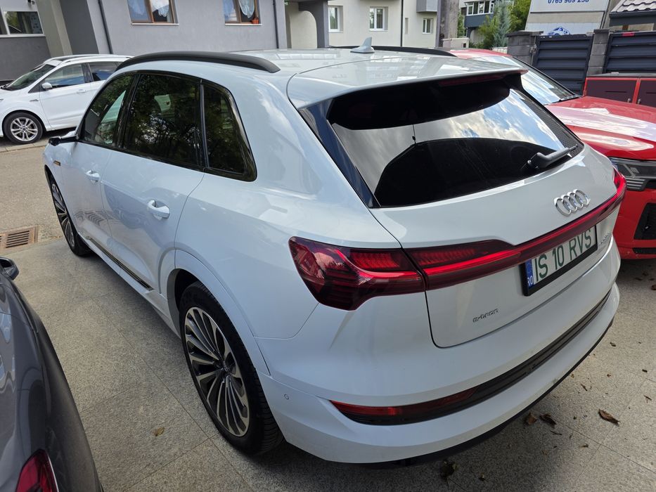 Audi e-tron 55 quattro