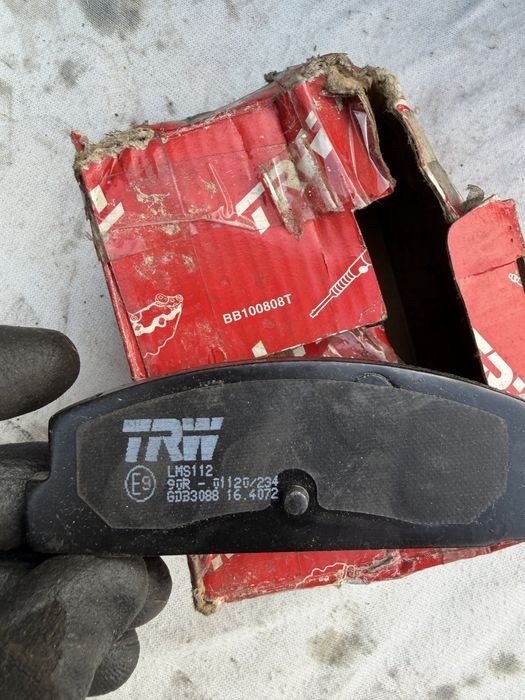 Нови задни накладки TRW GDB3088 Mazda 323 626 Mazda 6 Premacy RX7