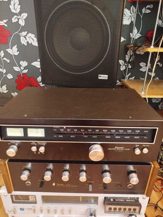 Amplificator SANSUI plus tuner