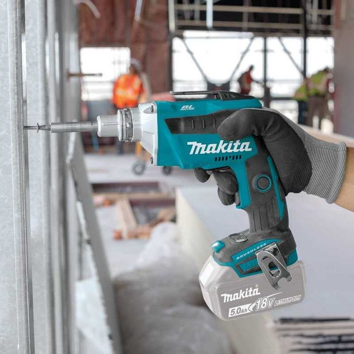 ПРОМОЦИЯ!Акумулаторен винтоверт за сухо строителство Makita DFS452Z 18V