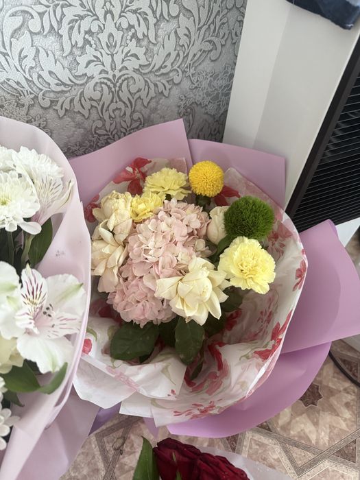 Продам цветы, разные букеты