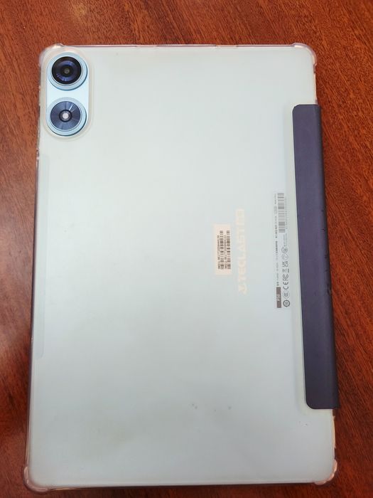 Планшет Teclast.