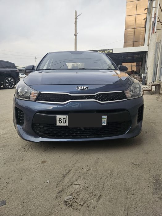 Kia rio 2018 хороший состояние