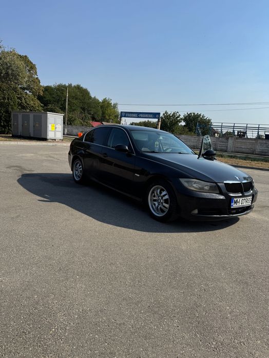 Vând BMW E90 320D m47 163