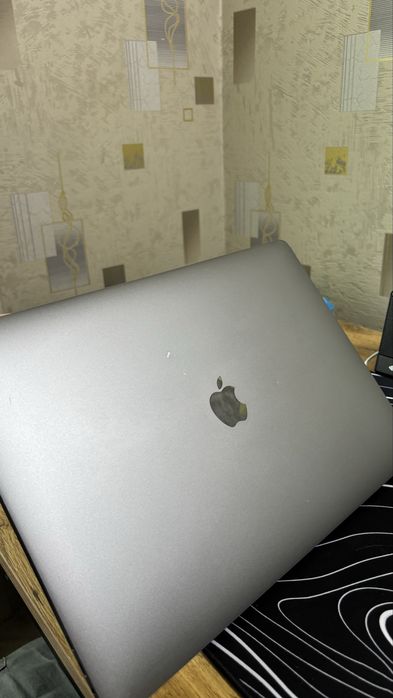 Macbook 15 pro 2016