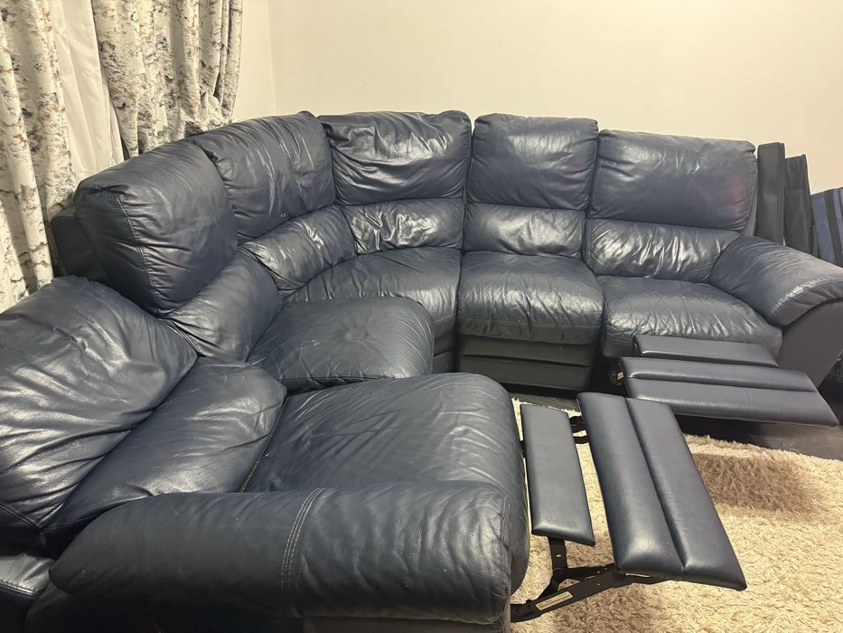 Canapea piele naturala cu recliner