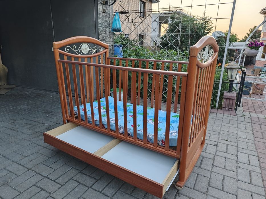 Манеж детский деревянный