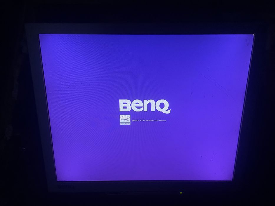 Продам монитор Benq