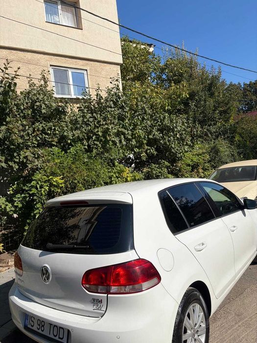 Vw Golf 6,1,6D,an 2013,5200 eur