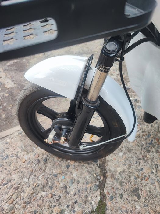 Продам электрический самокат