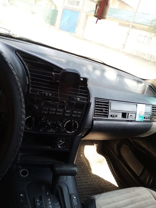 Продам BMW E36 320i