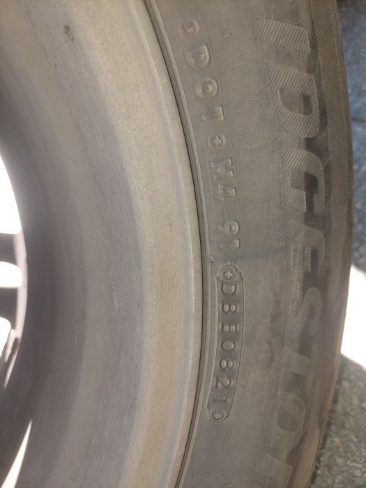Продавам 18" джанти за Mercedes + зимни гуми Bridgestone Blizzak + болтове