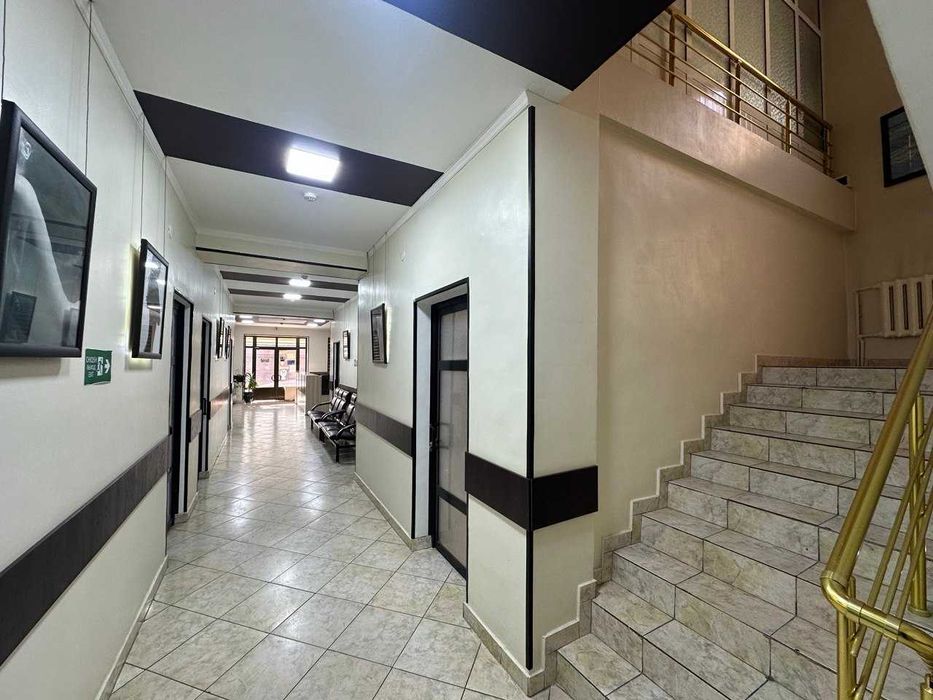 [KБ] Сдаётся готовое помещение под клинику — 950 м²