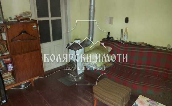 Панорамна двуетажна къща във Варуша