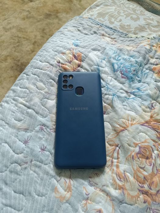 Samsung a40 смартфон