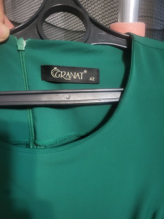 Продам женское поатье