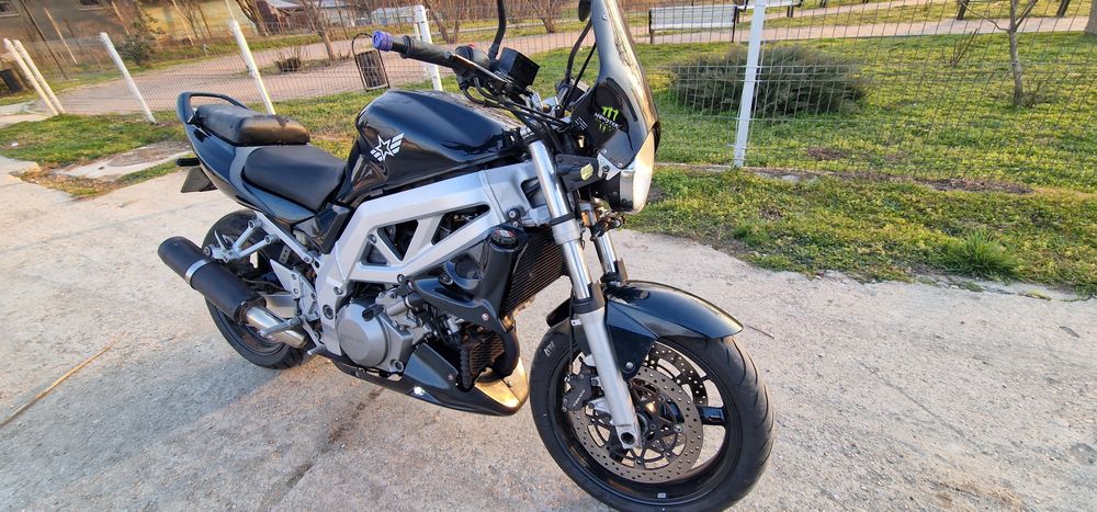 Suzuki SV1000 Naked Injectie