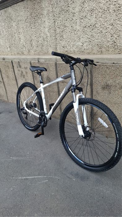 Bicicleta Carrera pe 29“ stare foarte buna !