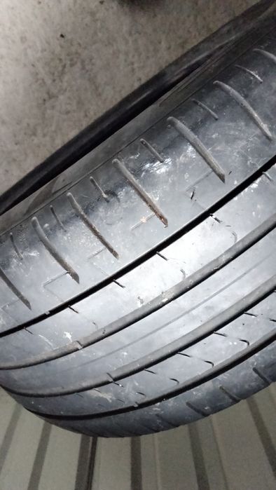 Anvelope 275 40 R20 runflat