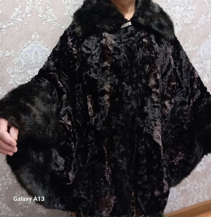 Панчо чёрный туркия