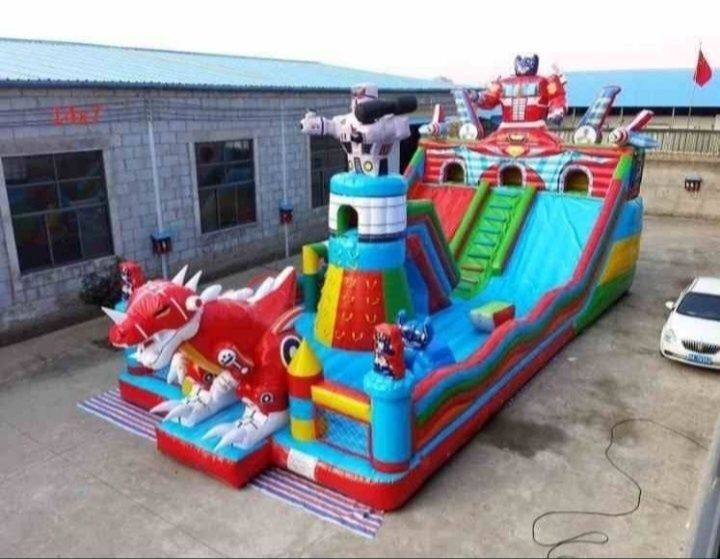 Batut bolalar o'yingohi sotiladi