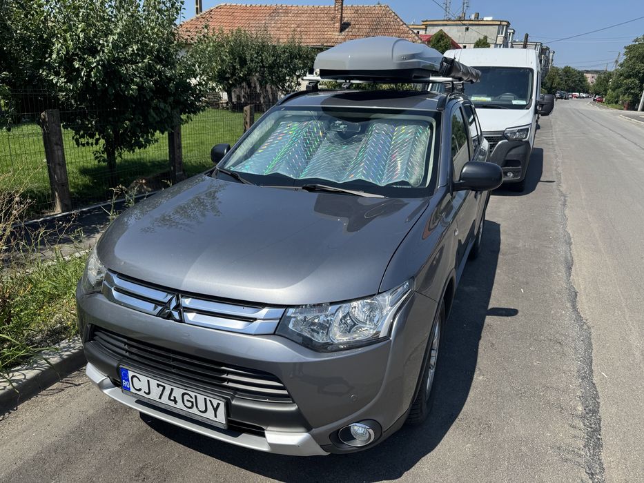 Mitsubishi Outlander 3
