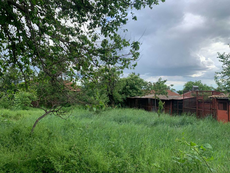 ИМОТ в близост до ЦЕНТЪРА на с. Васил Левски