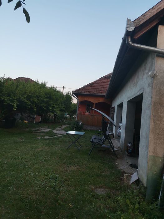 Casa de vânzare în Dambau, imediat ocupabila!