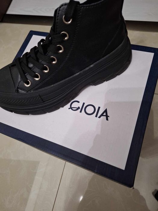 Ghete din piele Luca di gioia benvenutti