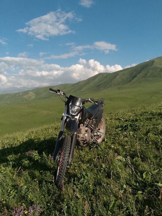 Продам эндуро 250куб