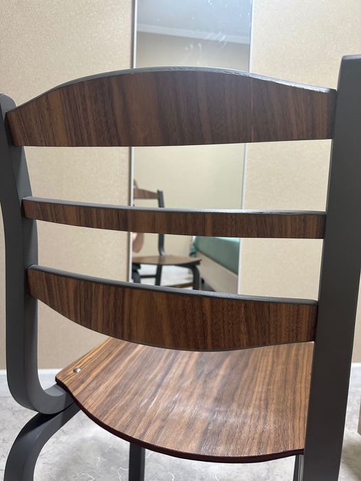 Крепкий стул 1 шт