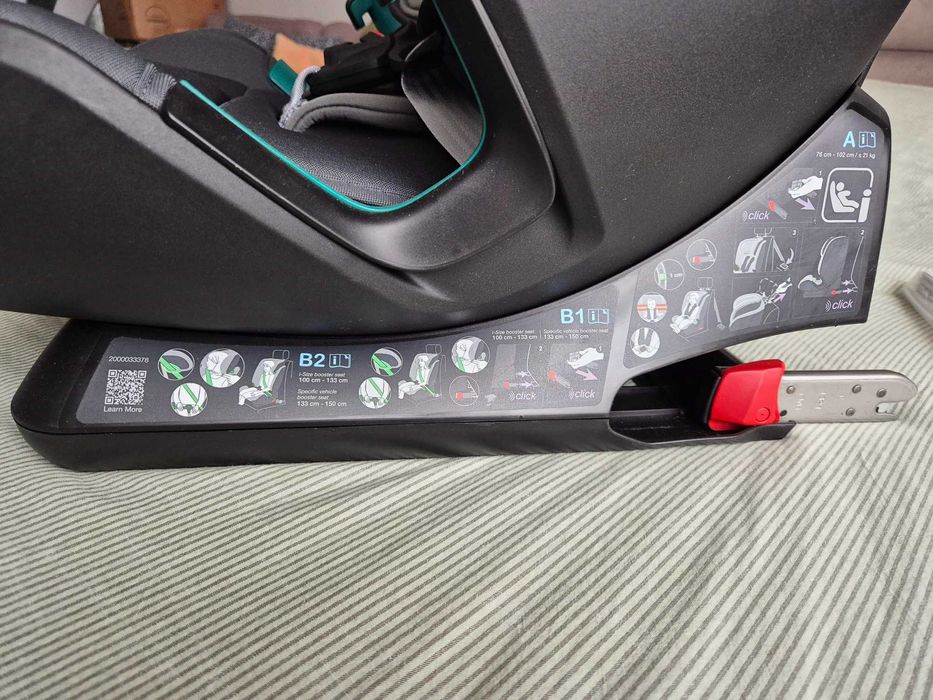Ново столче Britax Römer Advansafix M i-Size (15мес - 12год) с ISOFIX