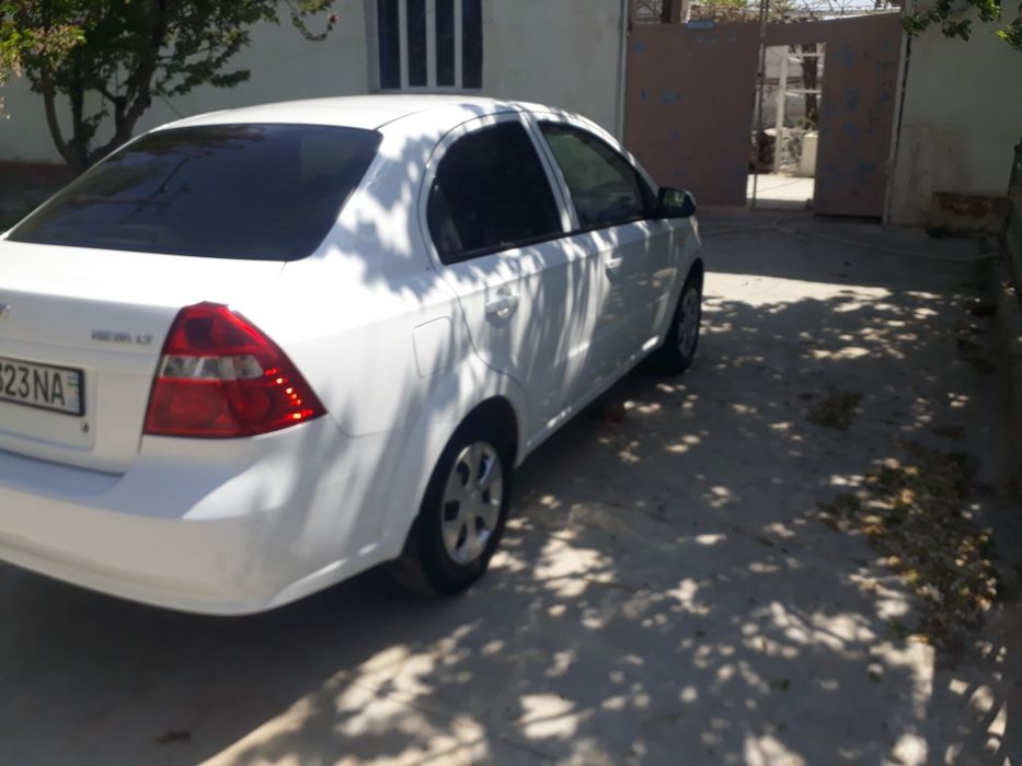 Срочна сотилади нексия 3