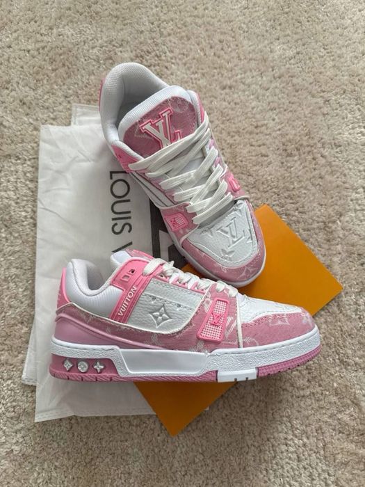 Louis Vuitton Roz *calitate premium*
