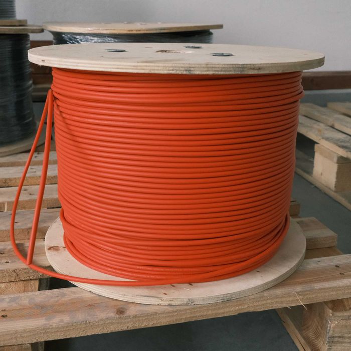 Соларен кабел 4мм2 и 6mm2 с TUV  черен/черен с двойна изолация