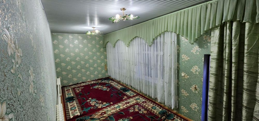 Студент кизлар учун турар жой ва кунлик туриш учун хам