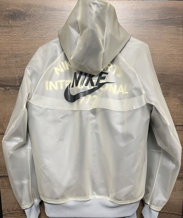 Nike сива/прозрачна горница