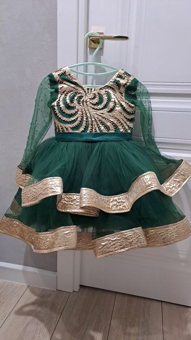 Платье нарядное детское