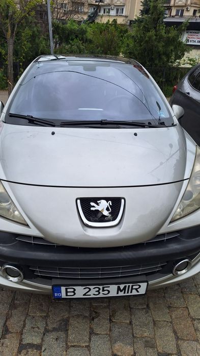 Peugeot 207 an 2007 1.6 benzina