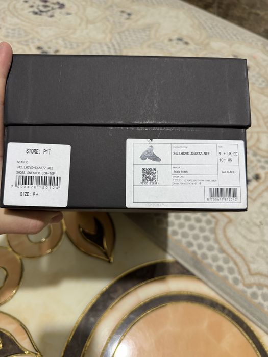 Продам кроссовки Zegna triple stitch