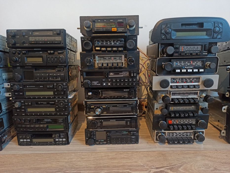 Casetofone auto citește anunțul