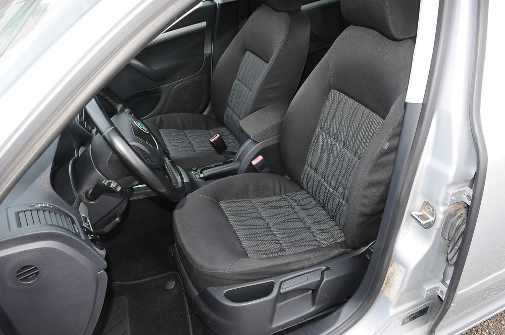 SKODA Octavia 2012 — imagine 5