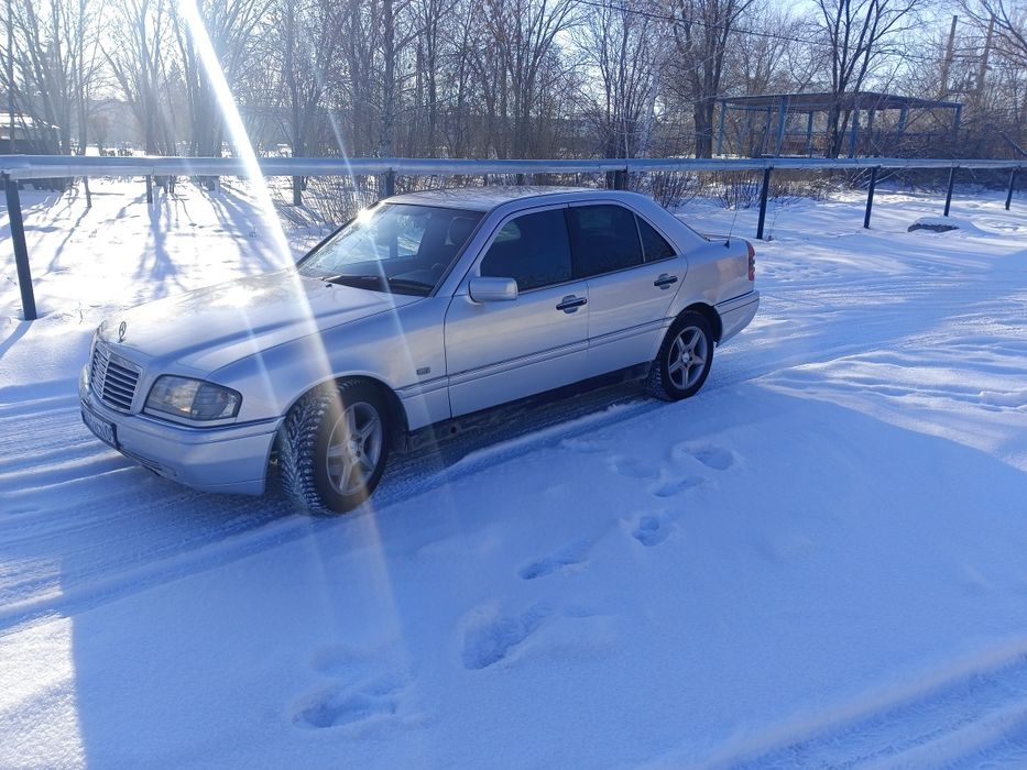 Продаю Mercedes C220