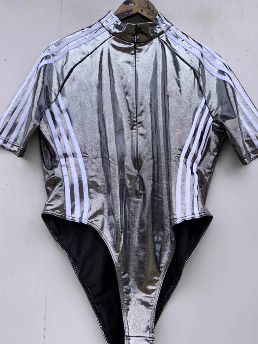 Adidas дамско боди в сребрист цвят