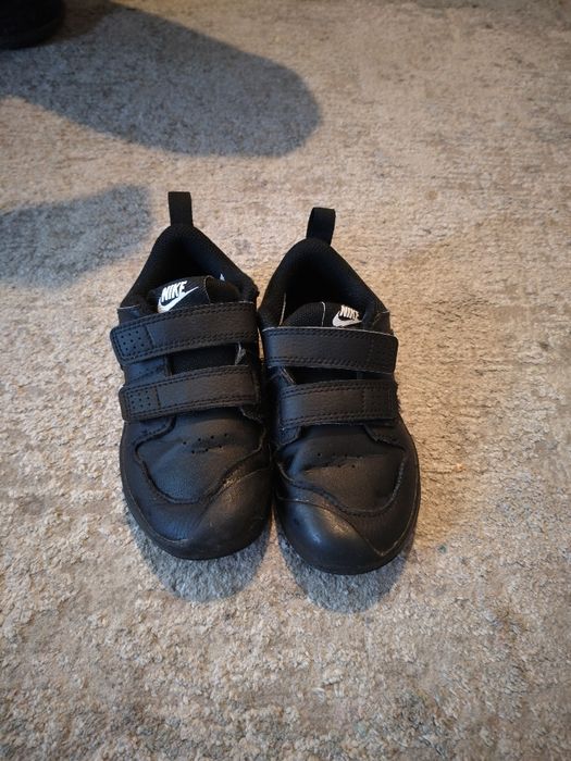 Маратонки Nike 26номер